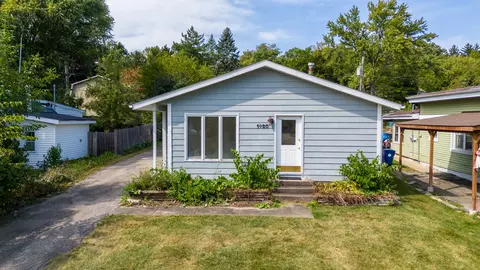 1420 N Harrison St, Algonquin, IL 60102