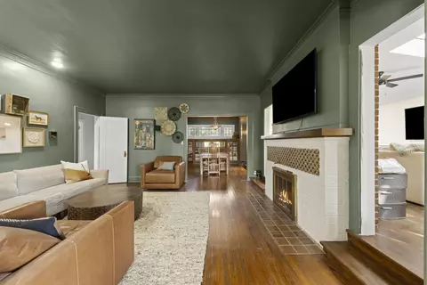 Living - 711 Lakeside Dr, Wheaton, IL 60187 photo 1 of 3