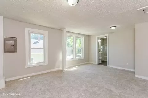 1114 Pulaski St, Lincoln, IL 62656 photo 11