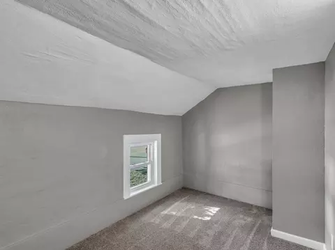 Bedroom - 265 W Wilson St, Bement, IL 61813 photo 4 of 5