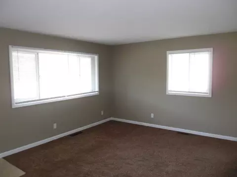 1100 David Dr, Normal, IL 61761 photo 4