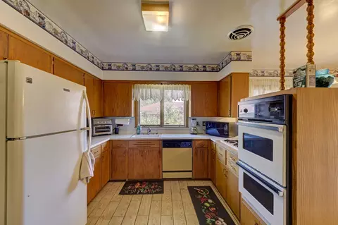 18018 Arcadia Ave, Lansing, IL 60438 photo 7