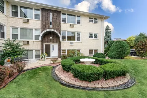 5941 N Odell Ave #4, Chicago, IL 60631