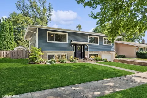 111 N Prindle Ave, Arlington Heights, IL 60004