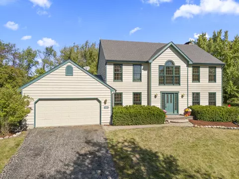 1400 Gaslight Dr, Algonquin, IL 60102