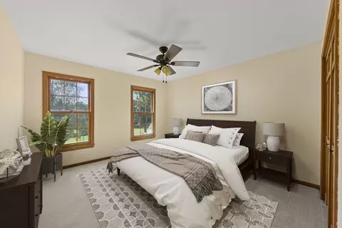 Bedroom - 1400 Gaslight Dr, Algonquin, IL 60102 photo 2 of 4