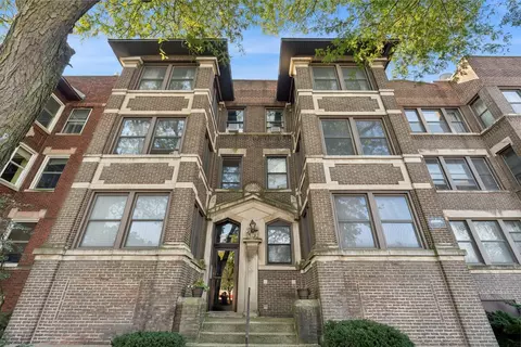 1209 E 53rd St #3, Chicago, IL 60615