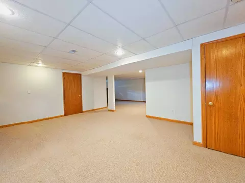 Other - 1661 W Apache Trl, Freeport, IL 61032 photo 2 of 5