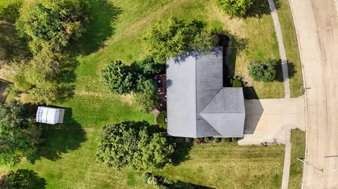 View/Area - 1661 W Apache Trl, Freeport, IL 61032 photo 3 of 3