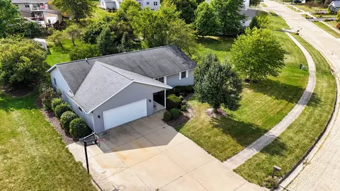 View/Area - 1661 W Apache Trl, Freeport, IL 61032 photo 1 of 3
