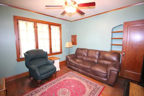 9846 S Hamilton Ave, Chicago, IL 60643 photo 13