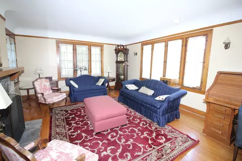 9846 S Hamilton Ave, Chicago, IL 60643 photo 6