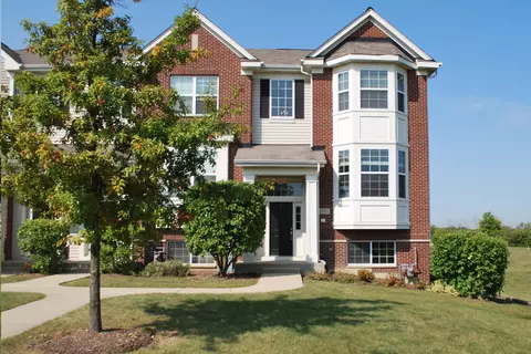 16701 Brighton Dr, Lemont, IL 60439