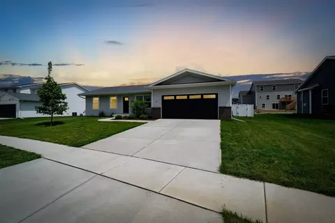 45 Fedor Cir, Bloomington, IL 61705