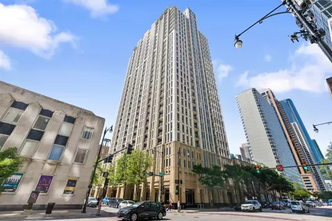 1250 S Michigan Ave #2502, Chicago, IL 60605