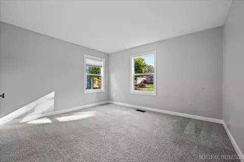 802 Cherry St, Wheaton, IL 60187 photo 11