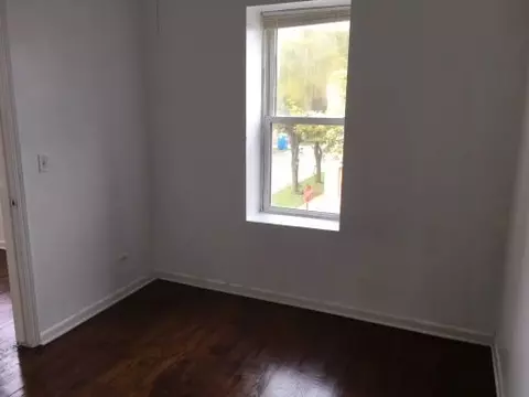 Bedroom - 3271 S Bell Ave, Chicago, IL 60608 photo 11 of 16