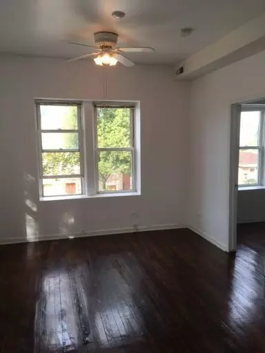 Living - 3271 S Bell Ave, Chicago, IL 60608 photo 6 of 10