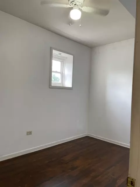 Bedroom - 3271 S Bell Ave, Chicago, IL 60608 photo 13 of 16
