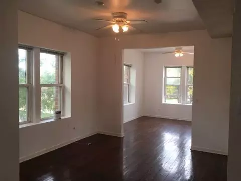 Living - 3271 S Bell Ave, Chicago, IL 60608 photo 7 of 10