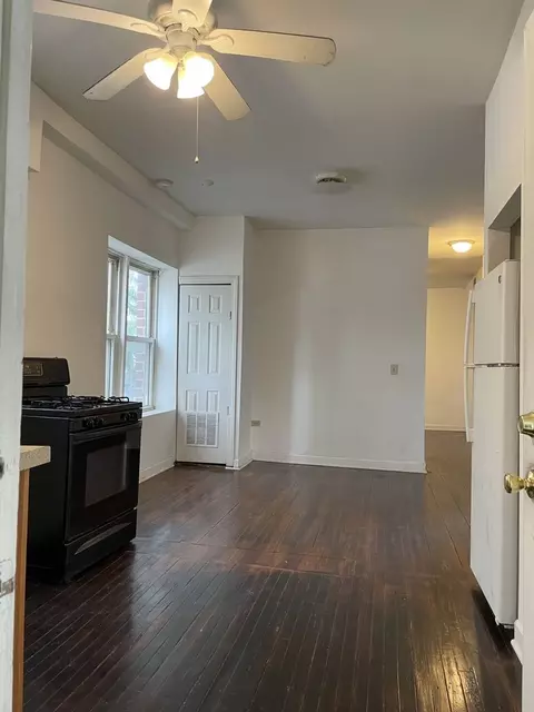 Kitchen - 3271 S Bell Ave, Chicago, IL 60608 photo 10 of 14