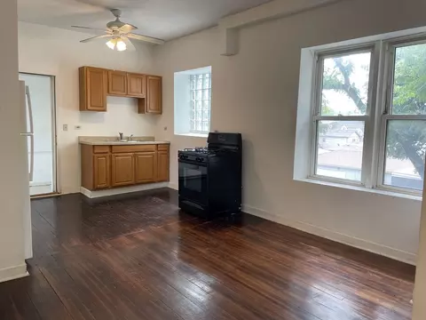 Kitchen - 3271 S Bell Ave, Chicago, IL 60608 photo 11 of 14
