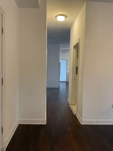 Entry Way - 3271 S Bell Ave, Chicago, IL 60608 photo 1 of 4