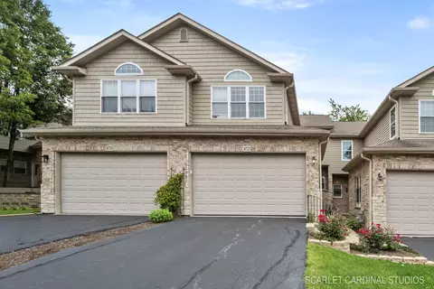 4723 Auvergne Ave, Lisle, IL 60532