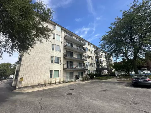5510 Lincoln Ave #105B, Morton Grove, IL 60053