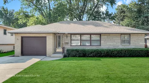 2216 Avalon Ave, Joliet, IL 60435