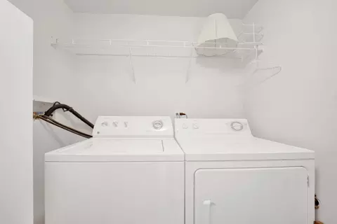 1327 Brown St #511, Des Plaines, IL 60016 photo 15