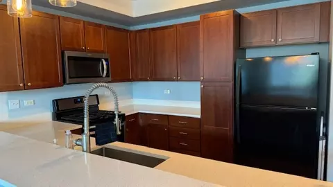 Kitchen - 1905 S Wolf Rd #210, Hillside, IL 60162 photo 2 of 4