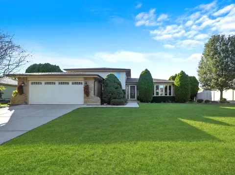 15332 Stradford Ln, Orland Park, IL 60462