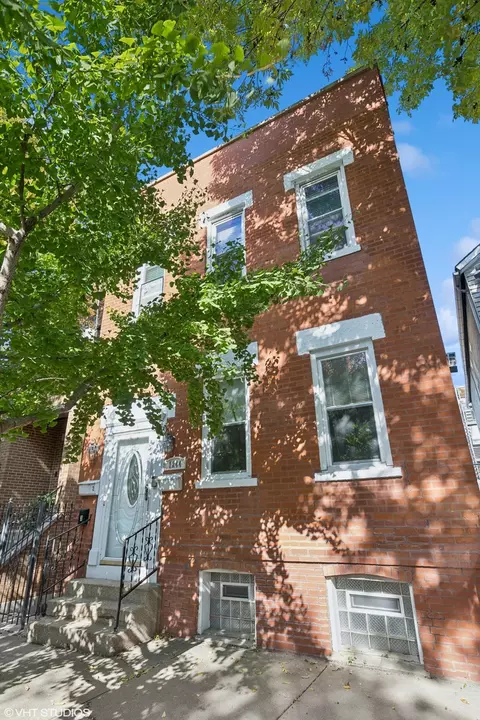 1244 W Race Ave, Chicago, IL 60642