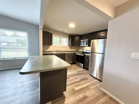 1512 Golfview Rd, Rantoul, IL 61866 photo 2