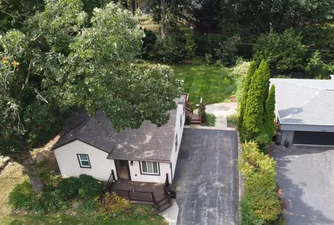 Other - 210 Hickory Rd, Oakwood Hills, IL 60013 photo 1 of 8