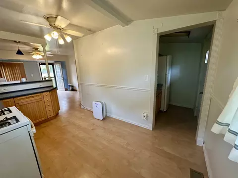 Kitchen - 210 Hickory Rd, Oakwood Hills, IL 60013 photo 1 of 1