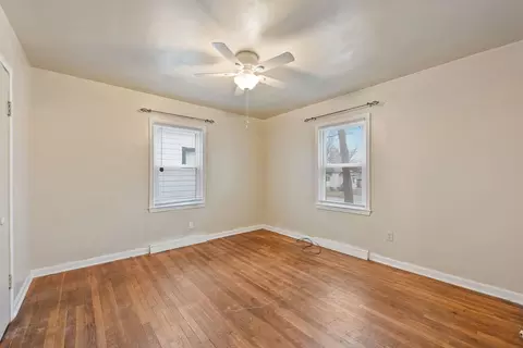 Bedroom - 1529 E Bourbonnais St E, Kankakee, IL 60901 photo 2 of 2
