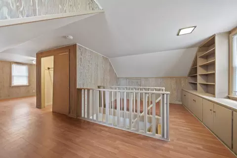 Entry Way - 1529 E Bourbonnais St E, Kankakee, IL 60901 photo 1 of 1