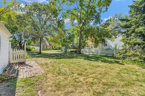 Exterior - 1102 W John St, Champaign, IL 61821 photo 8 of 12