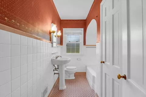 Bath - 1102 W John St, Champaign, IL 61821 photo 1 of 3