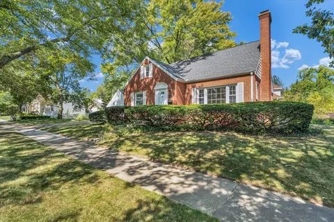 Exterior - 1102 W John St, Champaign, IL 61821 photo 12 of 12
