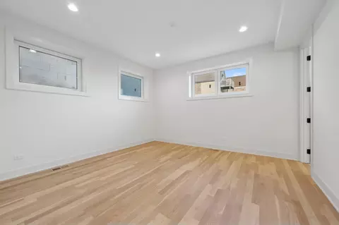 2020 W Webster Ave #2W, Chicago, IL 60647 photo 7