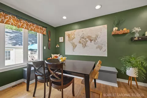Dining - 802 Richards St, Geneva, IL 60134 photo 1 of 2
