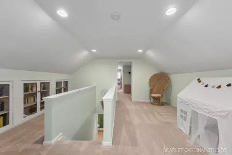 Entry Way - 802 Richards St, Geneva, IL 60134 photo 3 of 3