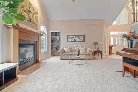 Living - 1911 Gailey Ln, Bloomington, IL 61704 photo 2 of 2