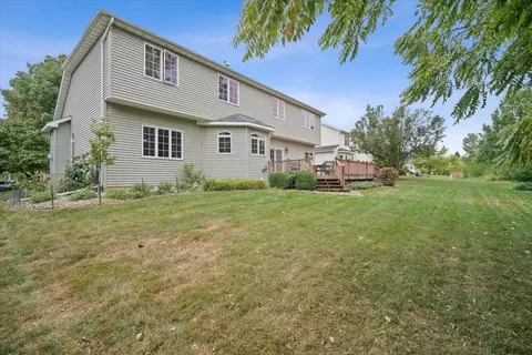 Exterior - 1911 Gailey Ln, Bloomington, IL 61704 photo 4 of 4