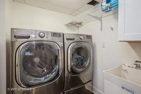 Other - 916 E Gladys Ave, Addison, IL 60101 photo 1 of 2