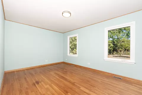 1635 Chippendale Rd, Hoffman Estates, IL 60169 photo 10