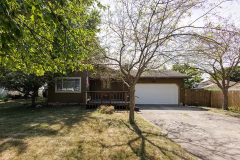 158 Meadows Rd, Bourbonnais, IL 60914